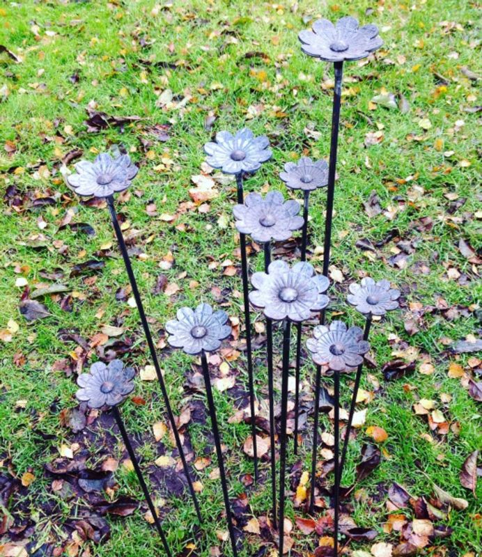 Blomster pinne med stort hode 100cm 