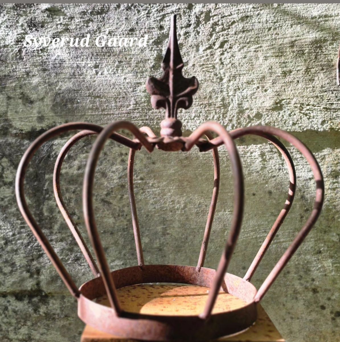 Kongekrone stor H.34cm Ø 30cm